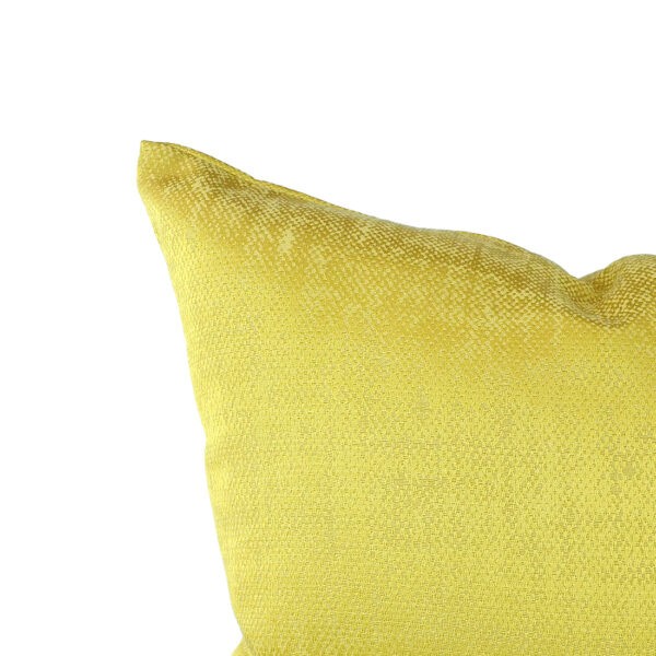 Cushion model: Misty-Gold-03